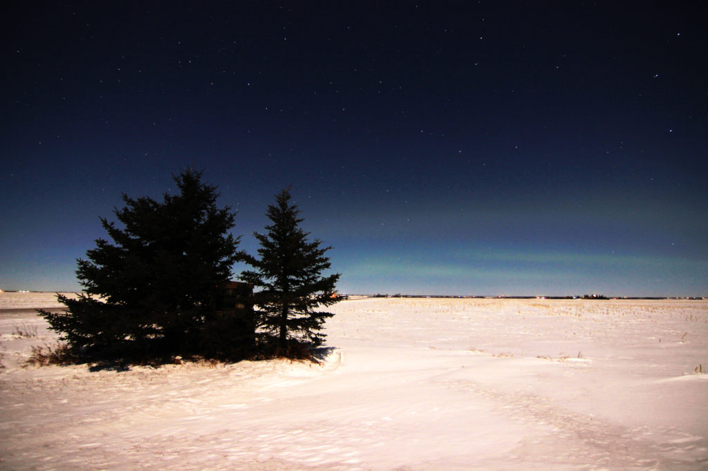 Faint aurora to the north