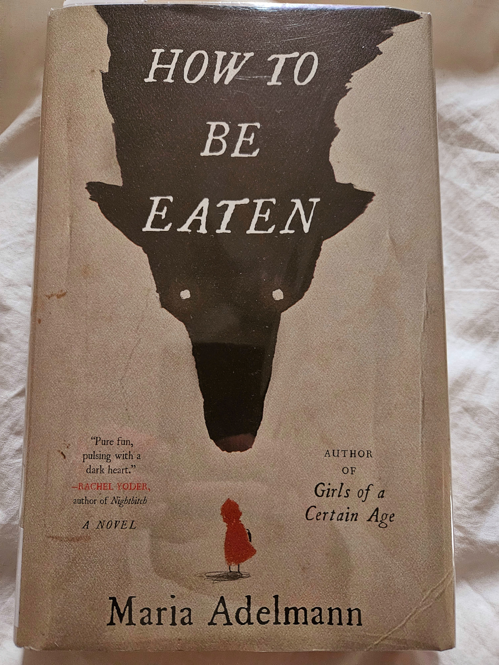 Front cover of Maria Adelmann's novel How to be Eaten