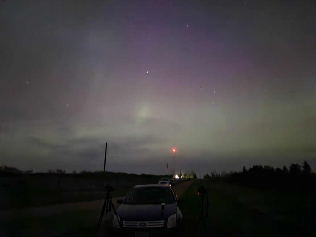 My cameras clicking away, with the aurora to the south (!)