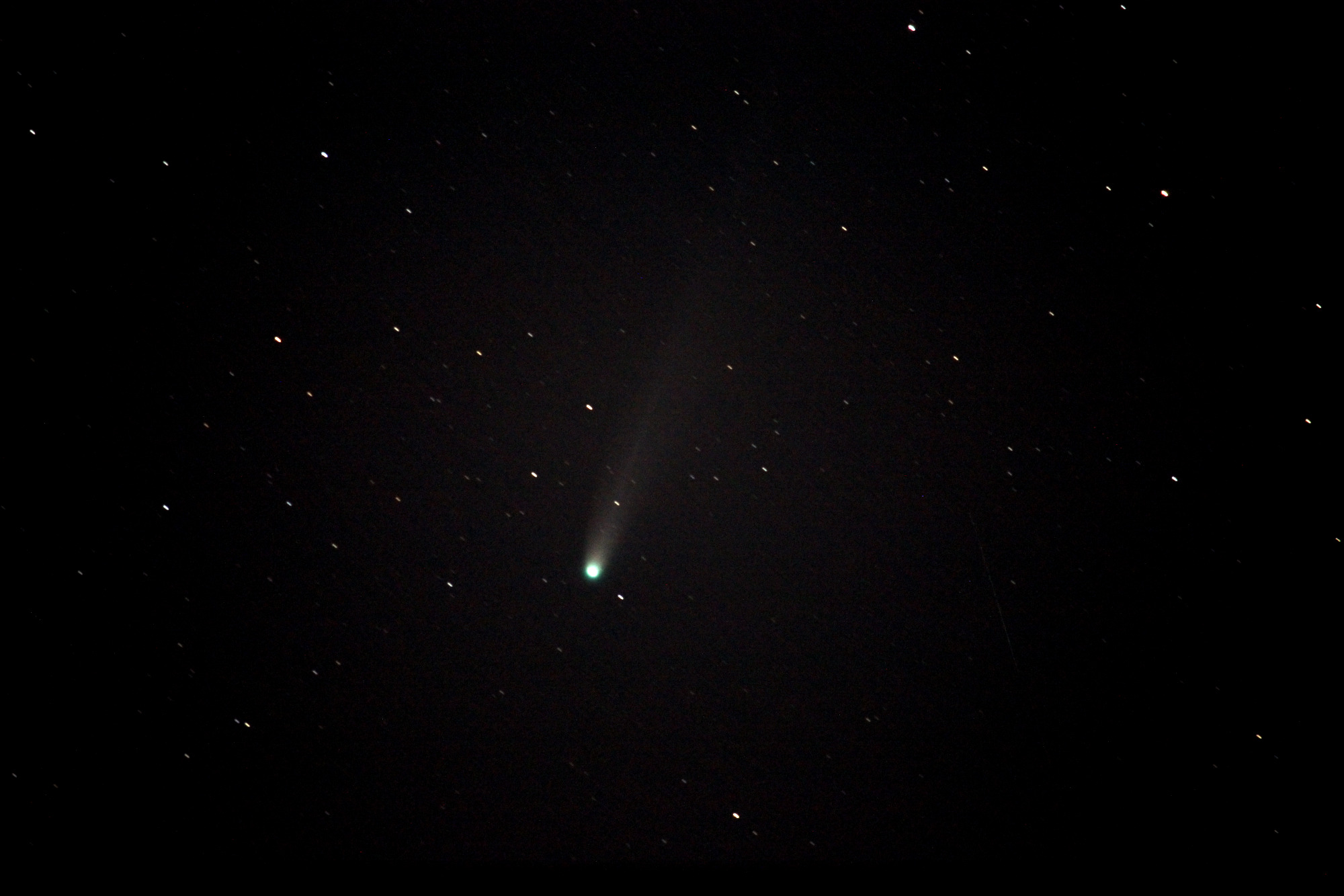 Comet Lemmon against a starfield